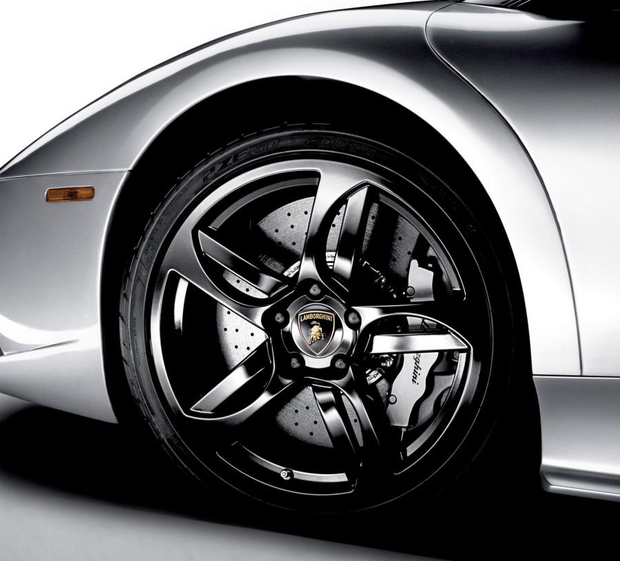  Lamborghini Murcielago LP640 Roadster 2006 года  (фото 20 из 46)